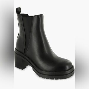 Mia Adea Platform Chelsea Boot (Women) SIZE 8 new BLACK